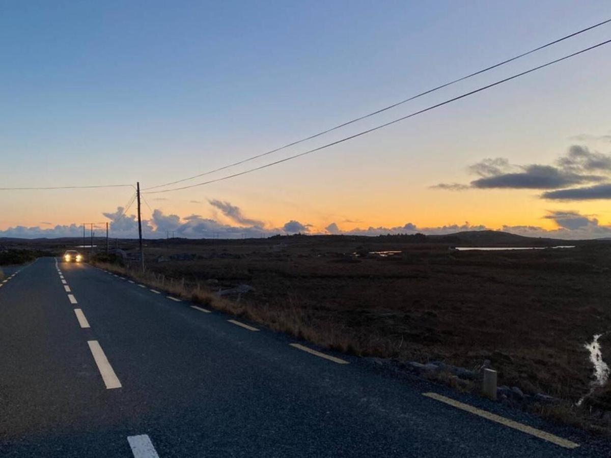 Connemara. 3 Bedroom, 8 Bed, Holiday Home Galway Exterior foto