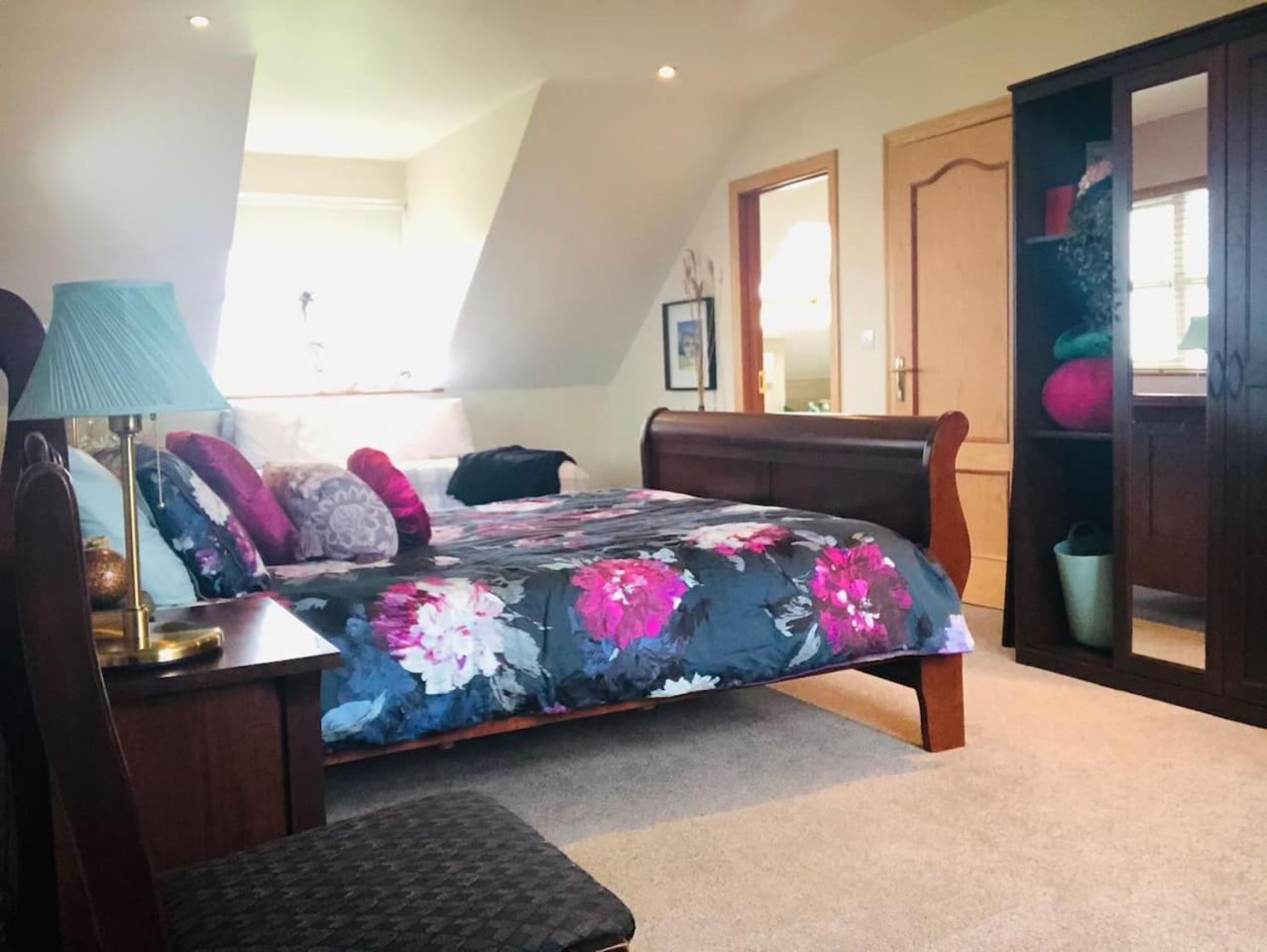 Connemara. 3 Bedroom, 8 Bed, Holiday Home Galway Exterior foto